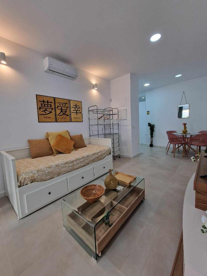 Moderno Apartamento 3 En Calle Marmoles Málaga Exterior foto